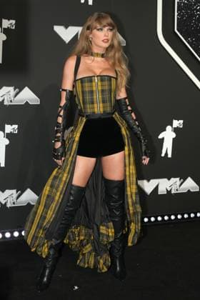 September 11, 2024, New York, New York, USA: TAYLOR SWIFT walks the red carpet at the 2024 MTV VMA Awards,.The UBS Arena, .Elmont, NY.September 11, 2024. New York USA - ZUMAms4_ 20240911_faf_ms4_005 Copyright: xSoniaxMoskowitzxGordonx