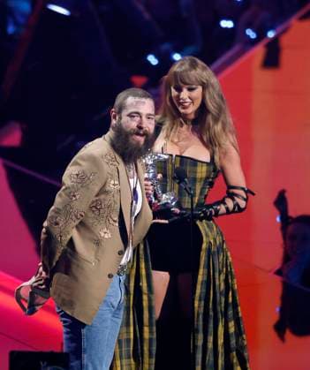 Post Malone and Taylor Swift accept the Best Collaboration award for Fortnight on stage at the 2024 MTV Video Music Awards VMA s at the UBS Arena in Elmont, New York on Wednesday, September 11, 2024.  NYP20240911168 JohnxAngelillo