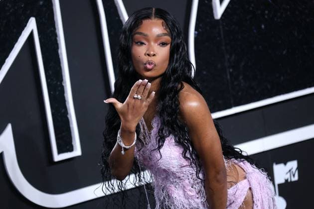 MTV Video Music Awards Arrivals - NY Lola Brooke attends the 2024 VMA MTV red carpet in Elmont, NY, USA on September 11, 2024. Photo by Charles Guerin ABACAPRESS.COM Elmont NY United States  Copyright: xGuerinxCharles ABACAx