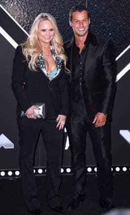 MTV Video Music Awards Arrivals - NY aMiranda Lambert and Brendan McLoughlin attend the 2024 VMA MTV red carpet in Elmont, NY, USA on September 11, 2024. Photo by Charles Guerin ABACAPRESS.COM M New York City NY United States  Copyright: xGuerinxCharles ABACAx