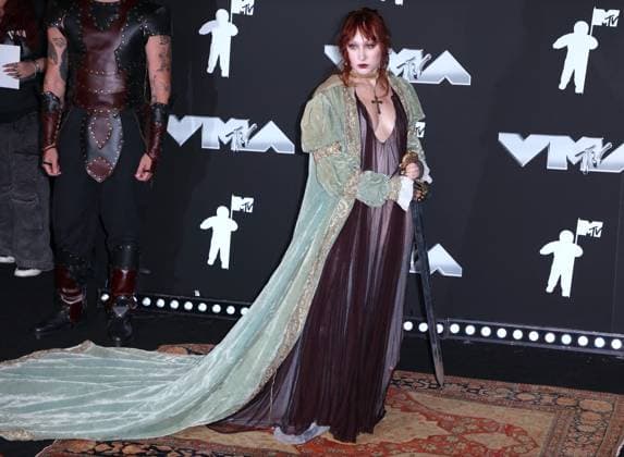 MTV Video Music Awards Arrivals - NY Chappell Roan attends the 2024 VMA MTV red carpet in Elmont, NY, USA on September 11, 2024. Photo by Charles Guerin ABACAPRESS.COM M New York City NY United States  Copyright: xGuerinxCharles ABACAx