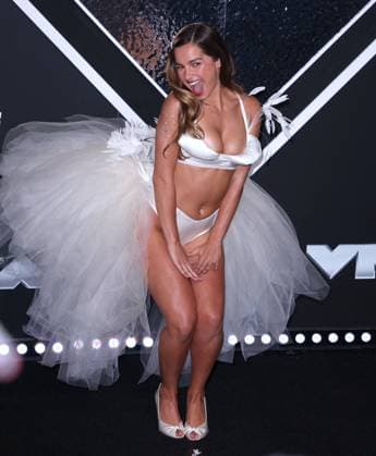 MTV Video Music Awards Arrivals - NY Addison Rae attends the 2024 VMA MTV red carpet in Elmont, NY, USA on September 11, 2024. Photo by Charles Guerin ABACAPRESS.COM M New York City NY United States  Copyright: xGuerinxCharles ABACAx