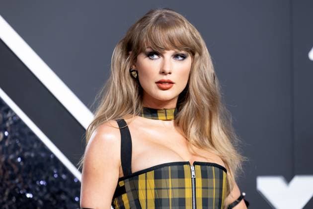 2024 MTV Video Music Awards Red Carpet Featuring: Taylor Swift Where: New York, New York, United States When: 11 Sep 2024 Credit: Janet Mayer INSTARimages.com EDITORIAL USE ONLY. NOT FOR USE BY NEWSPAPERS BASED IN THE UK. Copyright: xx instar54113308