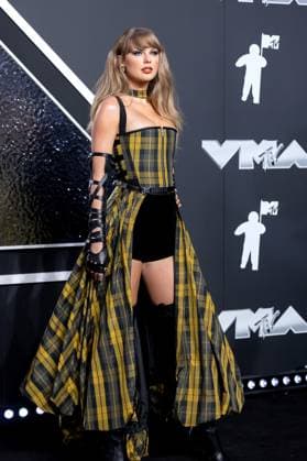2024 MTV Video Music Awards Red Carpet Featuring: Taylor Swift Where: New York, New York, United States When: 11 Sep 2024 Credit: Janet Mayer INSTARimages.com EDITORIAL USE ONLY. NOT FOR USE BY NEWSPAPERS BASED IN THE UK. Copyright: xx instar54113311