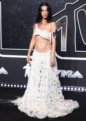 2024 MTV Video Music Awards - Arrivals ELMONT, NEW YORK, USA - SEPTEMBER 11: Katy Perry wearing Who Decides War arrives at the 2024 MTV Video Music Awards held at UBS Arena on September 11, 2024 in Elmont, New York, United States., Credit:Xavier Collin Avalon United States, New York, Elmont, UBS Arena  Copyright: xXavierxCollinx xAvalonx 0907002642