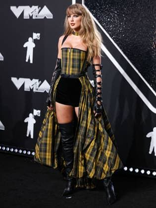 2024 MTV Video Music Awards - Arrivals ELMONT, NEW YORK, USA - SEPTEMBER 11: Taylor Swift wearing Dior arrives at the 2024 MTV Video Music Awards held at UBS Arena on September 11, 2024 in Elmont, New York, United States., Credit:Xavier Collin Avalon United States, New York, Elmont, UBS Arena  Copyright: xXavierxCollinx xAvalonx 0907007339