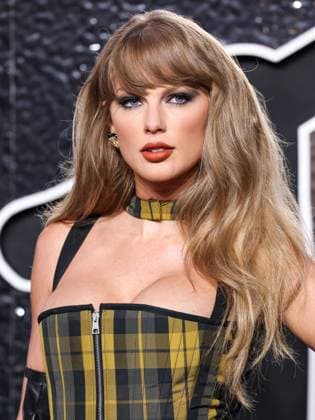 2024 MTV Video Music Awards - Arrivals ELMONT, NEW YORK, USA - SEPTEMBER 11: Taylor Swift wearing Dior arrives at the 2024 MTV Video Music Awards held at UBS Arena on September 11, 2024 in Elmont, New York, United States., Credit:Xavier Collin Avalon United States, New York, Elmont, UBS Arena  Copyright: xXavierxCollinx xAvalonx 0907007681