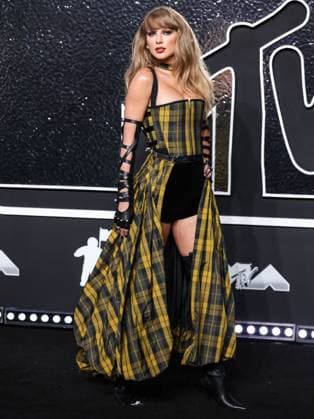 2024 MTV Video Music Awards - Arrivals ELMONT, NEW YORK, USA - SEPTEMBER 11: Taylor Swift wearing Dior arrives at the 2024 MTV Video Music Awards held at UBS Arena on September 11, 2024 in Elmont, New York, United States., Credit:Xavier Collin Avalon United States, New York, Elmont, UBS Arena  Copyright: xXavierxCollinx xAvalonx 0907007705