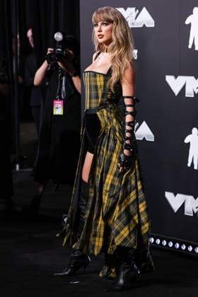 2024 MTV Video Music Awards - Arrivals ELMONT, NEW YORK, USA - SEPTEMBER 11: Taylor Swift wearing Dior arrives at the 2024 MTV Video Music Awards held at UBS Arena on September 11, 2024 in Elmont, New York, United States., Credit:Xavier Collin Avalon United States, New York, Elmont, UBS Arena  Copyright: xXavierxCollinx xAvalonx PHT_MTV_VMA_907008547