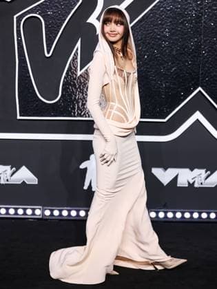 2024 MTV Video Music Awards - Arrivals ELMONT, NEW YORK, USA - SEPTEMBER 11: Lisa, Lalisa Manobal, Blackpink wearing Mugler arrives at the 2024 MTV Video Music Awards held at UBS Arena on September 11, 2024 in Elmont, New York, United States., Credit:Xavier Collin Avalon United States, New York, Elmont, UBS Arena Copyright: xXavierxCollinx xAvalonx 0907005024