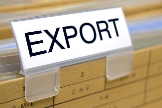 Akten für Export Auf einem Hängeregister für Akten und Dokumente steckt ein Schild bedruckt mit Export *** Files for export There is a label printed with Export on a suspension file for files and documents