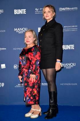 Christine Urspruch and Laura Tonke at the German Acting Award 2024 ceremony at the Club Theater Berlin Berlin, 13 09 2024 Foto:xN.xKubelkax xFuturexImagex schauspielpreis_4877