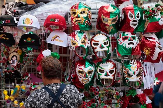 Mexicans And Tourists Get Ready For The Grito De Independencia Of Mexico This September 15 Sale of wrestler masks in Mexico City, Mexico, on September 14, 2024, prior to the Grito de Independencia de Mexico that takes place on September 15 in the Zocalo of the capital, headed by the president of Mexico, Andres Manuel Lopez Obrador. Mexico City Mexico City Mexico  Copyright: xGerardoxVieyrax originalFilename: vieyra-notitle240914_np8re.jpg