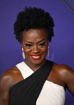 Viola Davis arrives for the 76th annual Primetime Emmy Awards at the Peacock Theater in Los Angeles on Sunday, September 15, 2024.  LAP202409150630 CHRISxCHEW