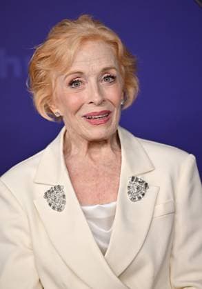 Holland Taylor arrives for the 76th annual Primetime Emmy Awards at the Peacock Theater in Los Angeles on Sunday, September 15, 2024.  LAP202409150616 CHRISxCHEW