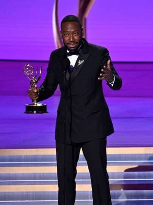 Lamorne Morris accepts the Supporting Actor in a Limited or Anthology Series award for Fargo onstage during the 76th annual Primetime Emmy Awards at the Peacock Theater in Los Angeles on Sunday, September 15, 2024.  LAP2024091585 JIMxRUYMEN
