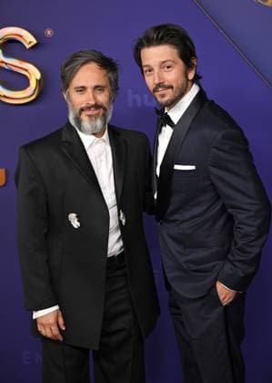 (L-R) Gael García Bernal and Diego Luna arrive for the 76th annual Primetime Emmy Awards at the Peacock Theater in Los Angeles on Sunday, September 15, 2024.  LAP202409150671 CHRISxCHEW