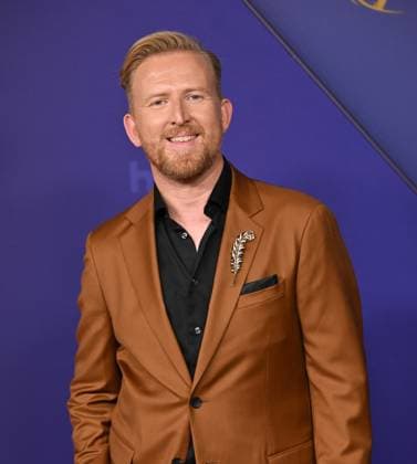 Tom Goodman-Hill arrives for the 76th annual Primetime Emmy Awards at the Peacock Theater in Los Angeles on Sunday, September 15, 2024.  LAP202409150701 CHRISxCHEW