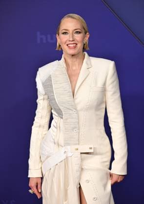 Carrie Coon arrives for the 76th annual Primetime Emmy Awards at the Peacock Theater in Los Angeles on Sunday, September 15, 2024.  LAP202409150719 CHRISxCHEW