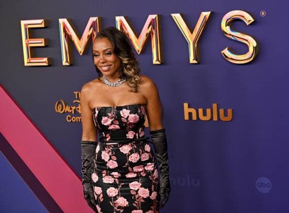 Karen Pittman arrives for the 76th annual Primetime Emmy Awards at the Peacock Theater in Los Angeles on Sunday, September 15, 2024.  LAP202409150860 CHRISxCHEW