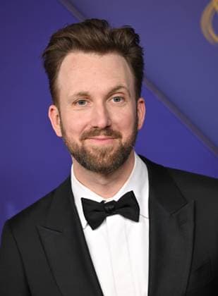 Jordan Klepper arrives for the 76th annual Primetime Emmy Awards at the Peacock Theater in Los Angeles on Sunday, September 15, 2024.  LAP202409150852 CHRISxCHEW