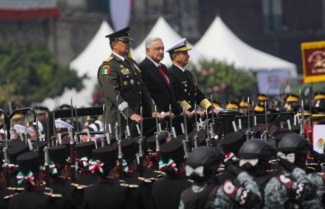 Mexican President, Andres Manuel Lopez Obrador accompanied by Minister of the National Defense of Mexico Luis Crecencio Sandoval and Minister of the Navy of Mexico Joso Rafael Ojeda DuroÂ¡n attending the celebration the military civic parade in commemoration of the 214th anniversary of Mexico s Independence Day. on September 16, 2024 in Mexico City, Mexico. Mexico City Mexico - ZUMAe321 20240916_zia_e321_055 Copyright: xIanxRoblesx