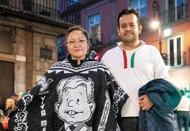 214th Commemoration of Mexico s Independence Day Hundred of people attending at Zocalo in the main square to join the celebration of the 214th Anniversary of Mexico s Independence Day. on September 15, 2024 in Mexico City, Mexico. Mexico City CDMX Mexico Copyright: xEssenexHernandezx