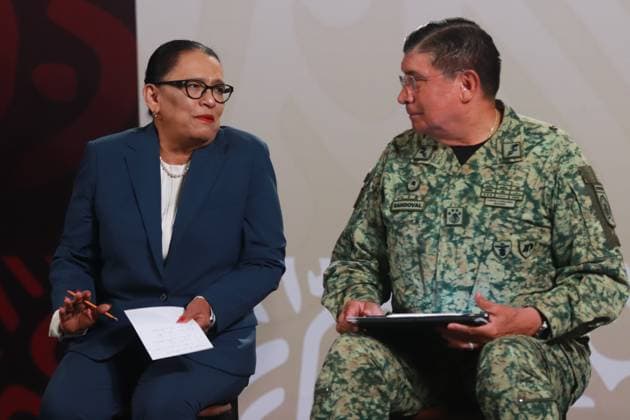 Luis Cresencio Sandoval, Minister of National Defense, sand Rosa Icela RodroÂ­guez, head of the Secretary of Security and Citizen Protection during a briefing conference at National Palace. on September 17, 2024 in Mexico City, Mexico. Mexico City Mexico - ZUMAe321 20240917_zia_e321_008 Copyright: xCarlosxSantiagox