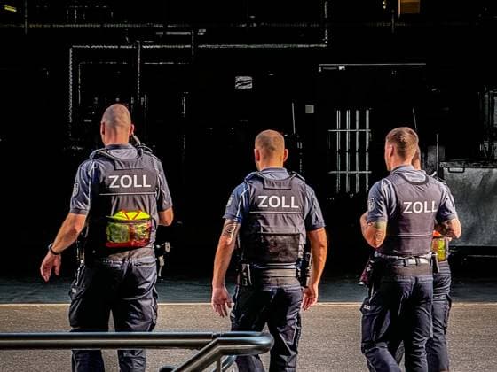 Customs officers, customs controls, border protection, illegal immigration, security measures, drug raids, anti-smuggling, customs operations, counter-terrorism, human trafficking, EU external borders, internal security, customs surveillance, national security, customs offenses, border crime, preventive measures, customs investigation, c Copyright: xJOERANxSTEINSIEKx