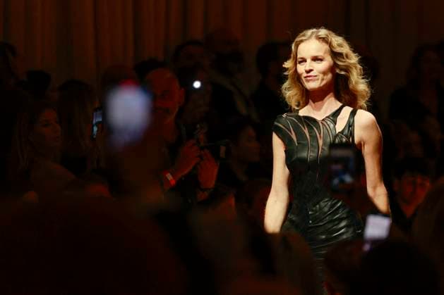 Bilder des Jahres 2024, Entertainment 09 September MFW - Eva Herzigova Models For Roberto Cavalli Eva Herzigova walks the runway for commemorative fashion show during Milan Fashion Week Women’s collections - Spring Summer 2025 on September 18, 2024 in Milan, Italy. Photo by Marco Piovanotto ABACAPRESS.COM Milan Italy  Copyright: xPiovanottoxMarco ABACAx