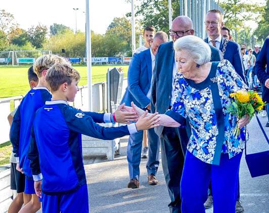 Goes, The Netherlands, 2024-09-21 15:34:29 GOES, 21-09-2024, Sports club Grenzeloos BewegenPrincess Beatrix is present at football club SSV 65 for the national campaign day of the Zwaluwen Youth Action.PHOTO: NLBeeld POOL Nieboer Credit: NL Beeld Patrick van Emst  Copyright: xx x