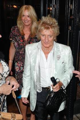 Rod Stewart and Penny Lancaster leave George™s bar in Mayfair, London, UK, 21 September 2024. Rod Stewart and Penny Lancaster leave George™s bar in Mayfair, London, UK, 21 September 2024., Credit: JAMES JAMES Smart Pictures Avalon ENGLAND, London  Copyright: x JAMESxxJAMES xSmartxPictures x xAvalonx 0910514987