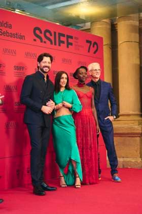 72nd San Sebastian International Film Festival: The Wild Robot Red Carpet Macarena Garcia, Alvaro Morte, Chris Sanders, Lupita Nyong o attended The Wild Robot Red Carpet during 72nd San Sebastian International Film Festival at Victoria Eugenia Theatre on September 22, 2024 in Donostia San Sebastian, Spain Photo by IMAGO MPG Donostia San Sebastian Victoria Eugenia Theatre Euskadi Spain  Copyright: xMPGx