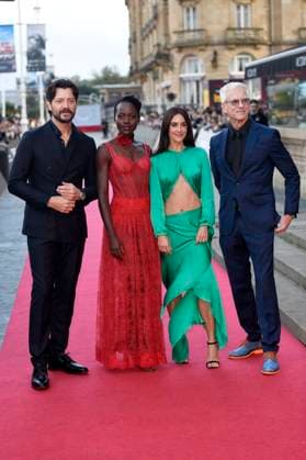 Ãlvaro Morte, Lupita Nyong o, Macarena Garcia and Chris Sanders at the premiere of the animated film The Wild Robot The Wild Robot at the 72nd San Sebastian International Film Festival Festival Internacional de Cine de San Sebastian at the Victoria Eugenia Theater San Sebastian, 22 09 2024 Foto:xC.xNiehausx xFuturexImagex robot_4960
