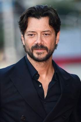 Alvaro Morte at the premiere of the animated film The Wild Robot The Wild Robot at the 72nd San Sebastian International Film Festival Festival Internacional de Cine de San Sebastian at the Victoria Eugenia Theater San Sebastian, 22 09 2024 Foto:xC.xNiehausx xFuturexImagex robot_4961