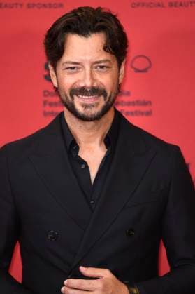 Alvaro Morte at the premiere of the animated film The Wild Robot The Wild Robot at the 72nd San Sebastian International Film Festival Festival Internacional de Cine de San Sebastian at the Victoria Eugenia Theater San Sebastian, 22 09 2024 Foto:xC.xNiehausx xFuturexImagex robot_4968