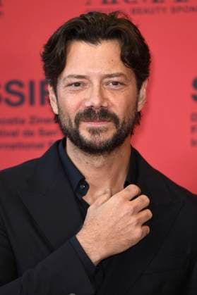 Alvaro Morte at the premiere of the animated film The Wild Robot The Wild Robot at the 72nd San Sebastian International Film Festival Festival Internacional de Cine de San Sebastian at the Victoria Eugenia Theater San Sebastian, 22 09 2024 Foto:xC.xNiehausx xFuturexImagex robot_4969