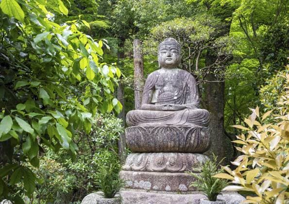 Buddha Statue, Ryoan ji Tempel, Kyoto, Japan, Asien Buddha statue, Ryoan-ji Temple, Kyoto, Japan, Asia Copyright: imageBROKER PetrxSvarc iblpsi11419711.jpg