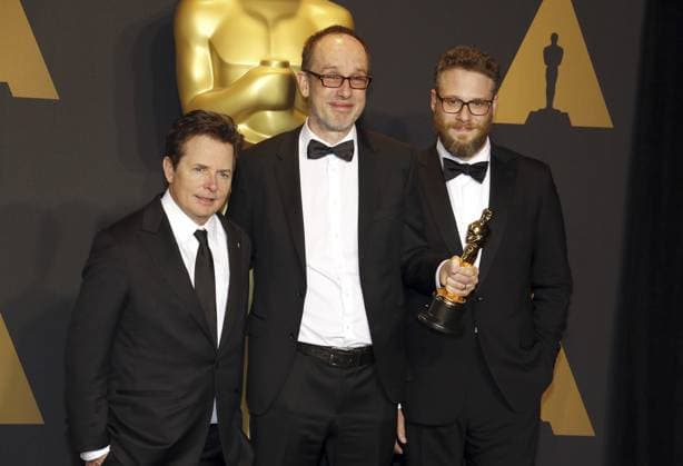 John Gilbert, Seth Rogen und Michael J. Fox bei der 89. jährlichen Oscar Verleihung, Presseraum im Hollywood and Highland Center in Hollywood, USA am 26. Februar 2017, Hollywood, Kalifornien, USA, Nordamerika John Gilbert, Seth Rogen and Michael J. Fox at the 89th Annual Academy Awards, Press Room held at the Hollywood and Highland Center in Hollywood, USA on February 26, 2017., Hollywood, California, USA, North America Copyright: imageBROKER Lumeimages ibltuj11425971.jpg