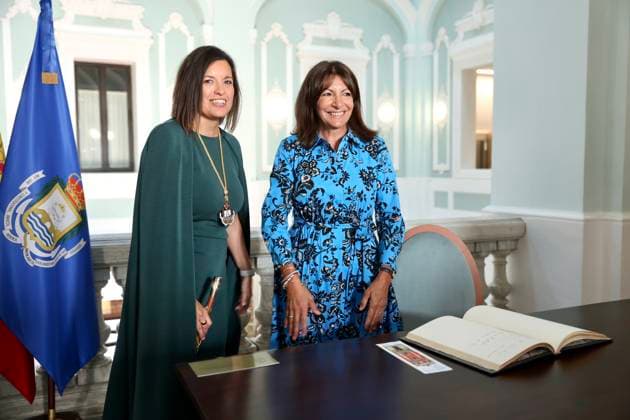 Anne Hidalgo receives the XIII Cortes de la Real Isla de León Award Cadiz The mayor of Paris, Anne Hidalgo, during the presentation of the XIII Cortes de la Real Isla de León Award in San Fernando, on September 24, 2024 in Cadiz Andalusia, Spain The Cortes de la Real Isla de León Award of 1810 recalls that San Fernando was the seat and cradle of parliamentarism and constitutionalism that currently govern the life of our country. It was born at the dawn of the commemoration of the Bicentennial of the Constitution of 1812 and symbolizes the values of the anniversary of Las Cortes, being awarded in the framework of the celebration of the historic September 24 24 24 SEPTEMBER 2024 Cadiz Andalucia Cadiz Andalucia Espana  Copyright: xNachoxFradex 6232516