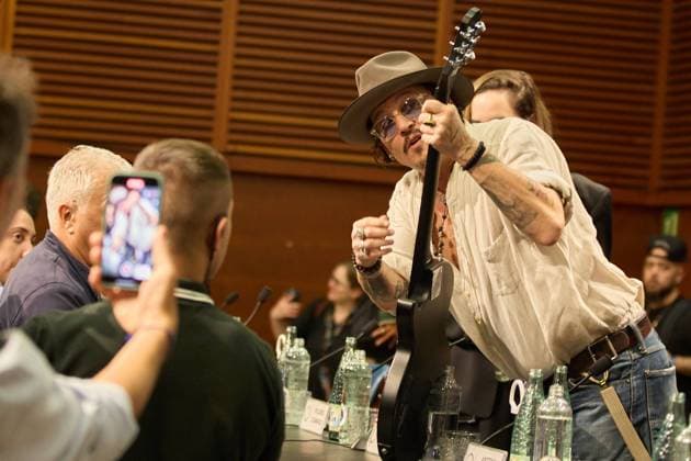 Bilder des Jahres 2024, Entertainment 09 September Entertainment Themen der Woche KW39 Entertainment Bilder des Tages Donostia-San Sebastian, Basque Country, Spain. 24th Sep 2024. Film Festival. SSIFF 72. Johnny Depp (Director) at the Kursaal during the press conference for the film Â Modi, Three Days on the Wing of MadnessÂ , part of the Official Selection of the 72nd edition of the San Sebastian International Film Festival Zinemaldia, in Donostia-San Sebastian on September 21, 2024. Credit : Inigo Alzugaray Cordon Press Cordon Press 