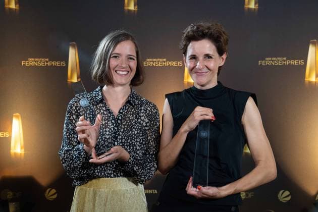 v l Lea FUMY SCHLEEF, Uta MATERNE, Award Winner Best Set Fiction German Television Award Ceremony, The Night of the Creatives The German Television Award 2024, German Television Award 2024 in Cologne, on 24 09 2024