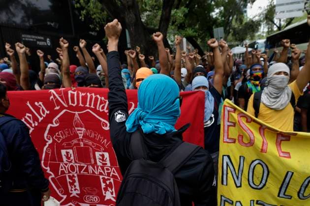 Mothers And Fathers Of The 43 Ayotzinapa Students March 10 Years After Their Disappearance The 43 missing students from Ayotzinapa throw firecrackers on Tuesday, September 24, 2024, and demonstrate outside the Senate of the Republic in Mexico City, Mexico, to demand justice and punishment for those responsible for the disappearance of their comrades almost 10 years after the events in Iguala, Guerrero state. Mexico City Mexico City Mexico  Copyright: xGerardoxVieyrax originalFilename: vieyra-notitle240924_np37k.jpg