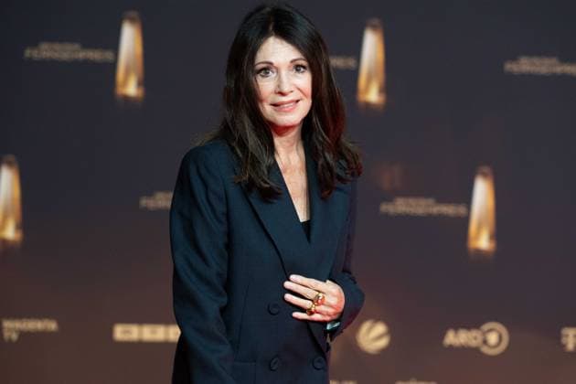 Iris BERBEN, Actress, Red Carpet, Red Carpet Show, Arrival, Arrival, German Television Award Ceremony, The German Television Award 2024, German Television Award 2024 at MMC Studios Cologne, on 25 09 2024