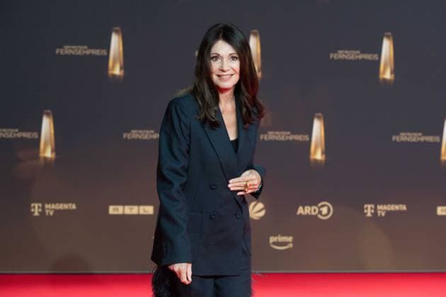 Iris BERBEN, Actress, Red Carpet, Red Carpet Show, Arrival, Arrival, German Television Award Ceremony, The German Television Award 2024, German Television Award 2024 at MMC Studios Cologne, on 25 09 2024