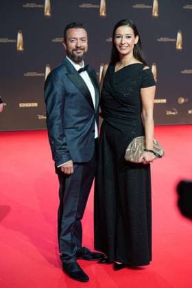Pinar ATALAY, presenter, with husband Red Carpet, Red Carpet Show, Arrival, arrival, German Television Award Ceremony, The German Television Award 2024, German Television Award 2024 at MMC Studios Cologne, on 25 09 2024
