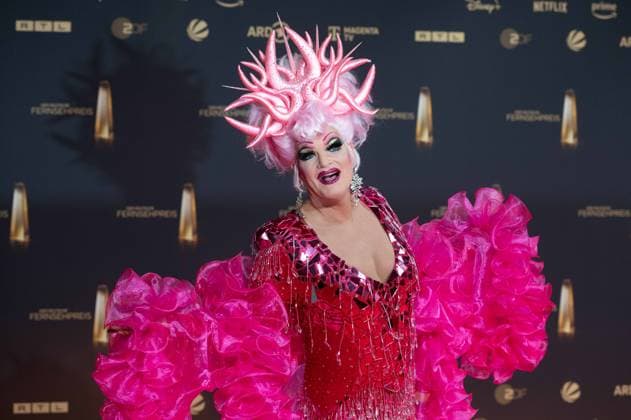Olivia JONES, Red Carpet, Red Carpet Show, Arrival, arrival, German Television Award Ceremony, The German Television Award 2024, German Television Award 2024 at the MMC Studios Cologne, on 25 09 2024