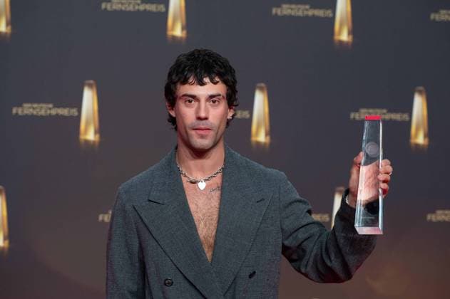 Bilder des Jahres 2024, Entertainment 09 September Entertainment Themen der Woche KW39 Entertainment Bilder des Tages Aaron ALTARAS, Schauspieler Preistraeger bester Schauspieler Verleihung des Deutschen Fernsehpreises, Der Deutsche Fernsehpreis 2024, Deutscher Fernsehpreis 2024 in den MMC Studios Koeln, am 25.09.2024. *** Aaron ALTARAS, Actor Best Actor Award Ceremony of the German Television Award, The German Television Award 2024, German Television Award 2024 at the MMC Studios Cologne, on 25 09 2024