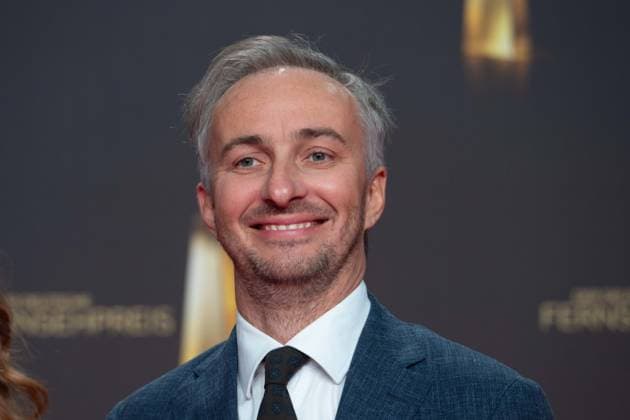 Jan BOEHMERMANN, Böhmermann, presenter, award winner best entertainment show, presentation of the German Television Award, The German Television Award 2024, German Television Award 2024 at the MMC Studios Cologne, on 25 09 2024