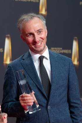 Jan BOEHMERMANN, Böhmermann, presenter, award winner best entertainment show, presentation of the German Television Award, The German Television Award 2024, German Television Award 2024 at the MMC Studios Cologne, on 25 09 2024